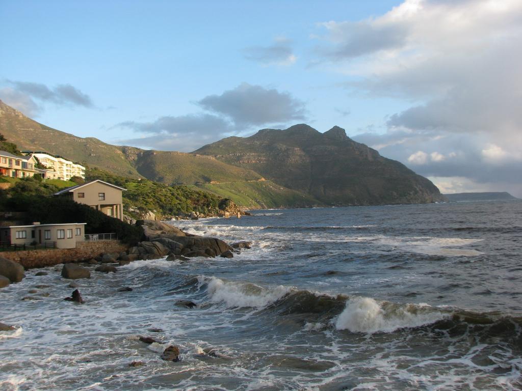 Flora Bay Resort Hout Bay Esterno foto